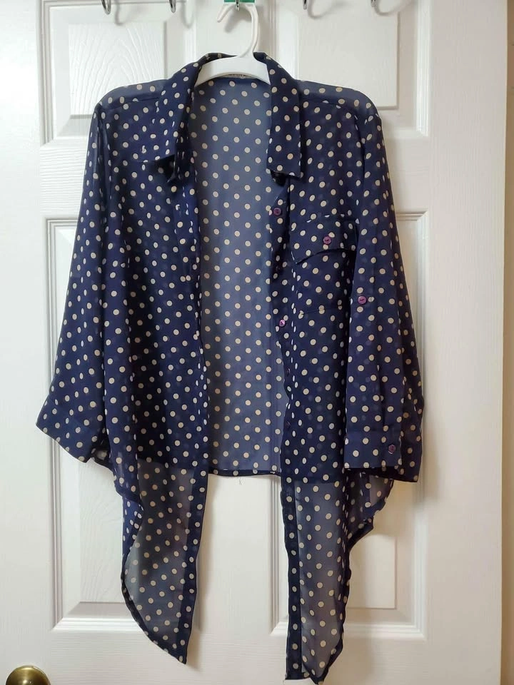 Ladies shirt (size L)🏈 - photo 3