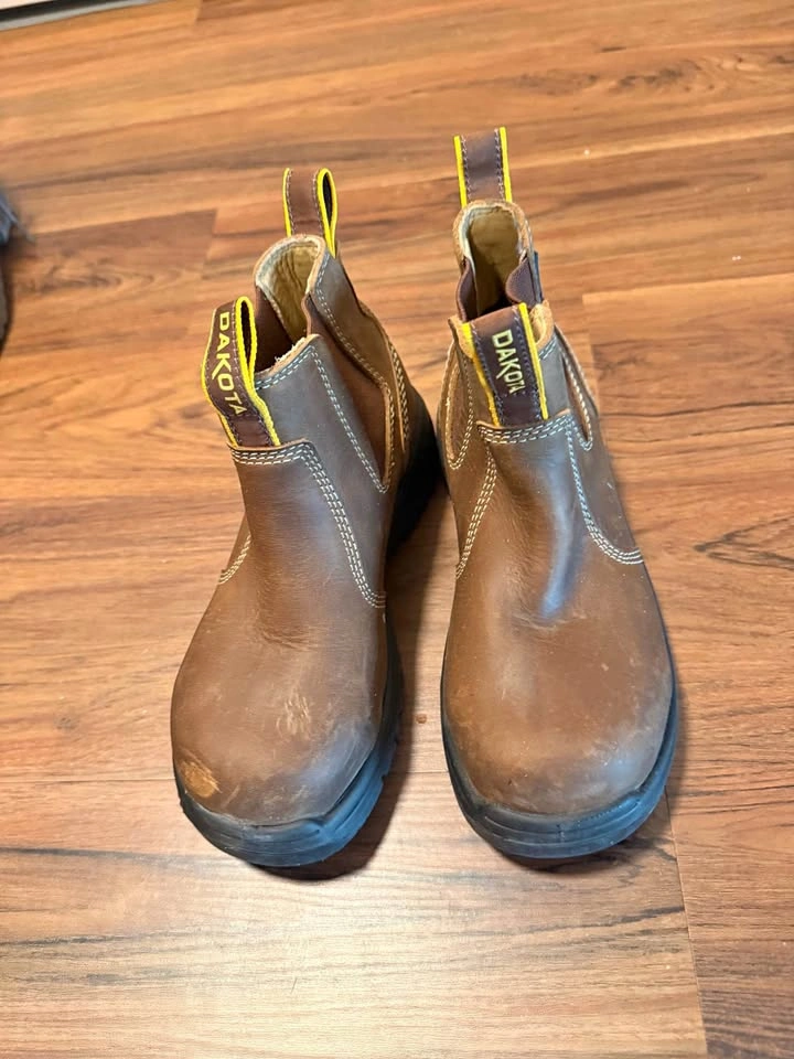 Dakota Brown Work Boots
