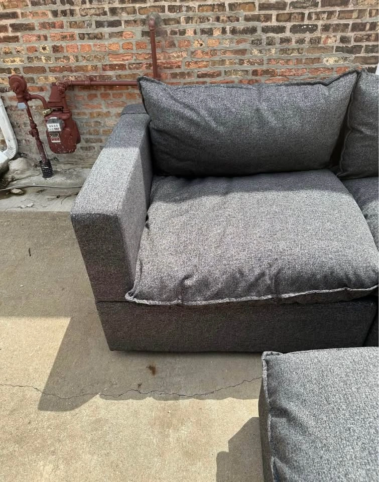 Gray Couch for Sale - photo 4
