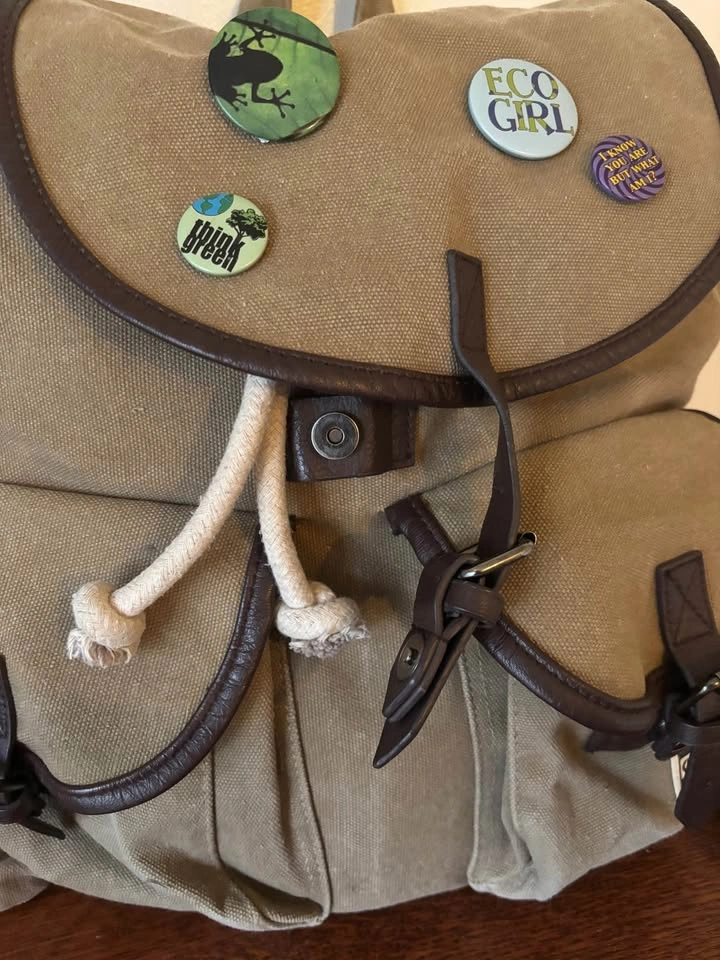 Cargo Montreal Vintage Canvas Rucksack Backpack With Flair Pins - photo 4