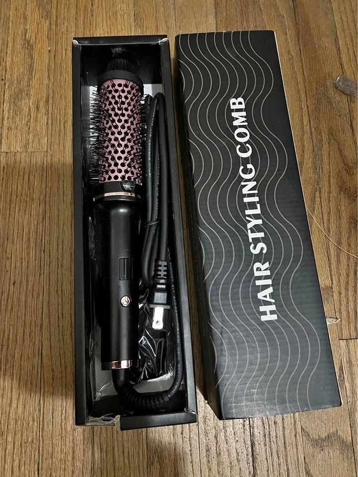 🏈 Hair styling Comb- New