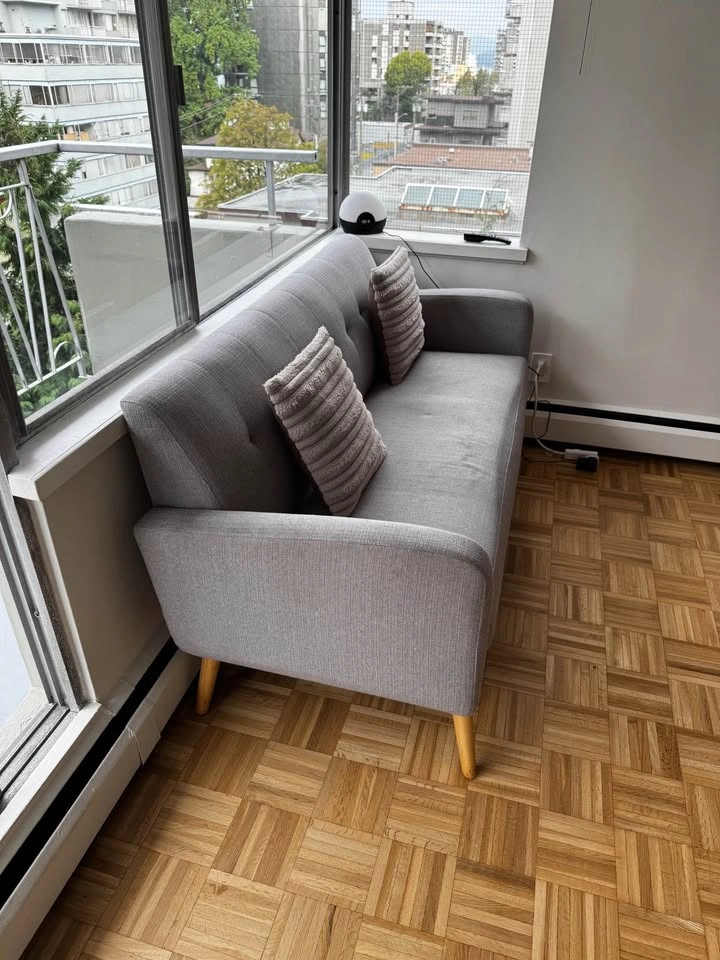 Grey Couch - photo 2