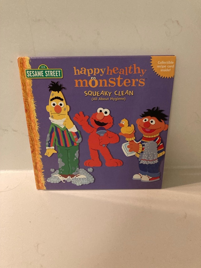 🏈Sesame Street Happy Healthy Monsters Book