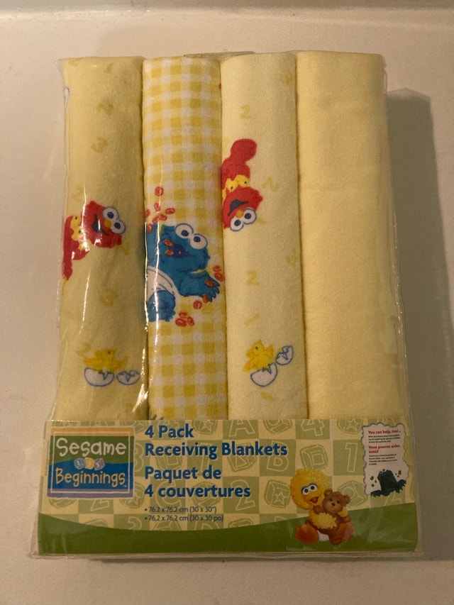 🏈 Sesame Beginnings Receiving Blankets 4 Pack