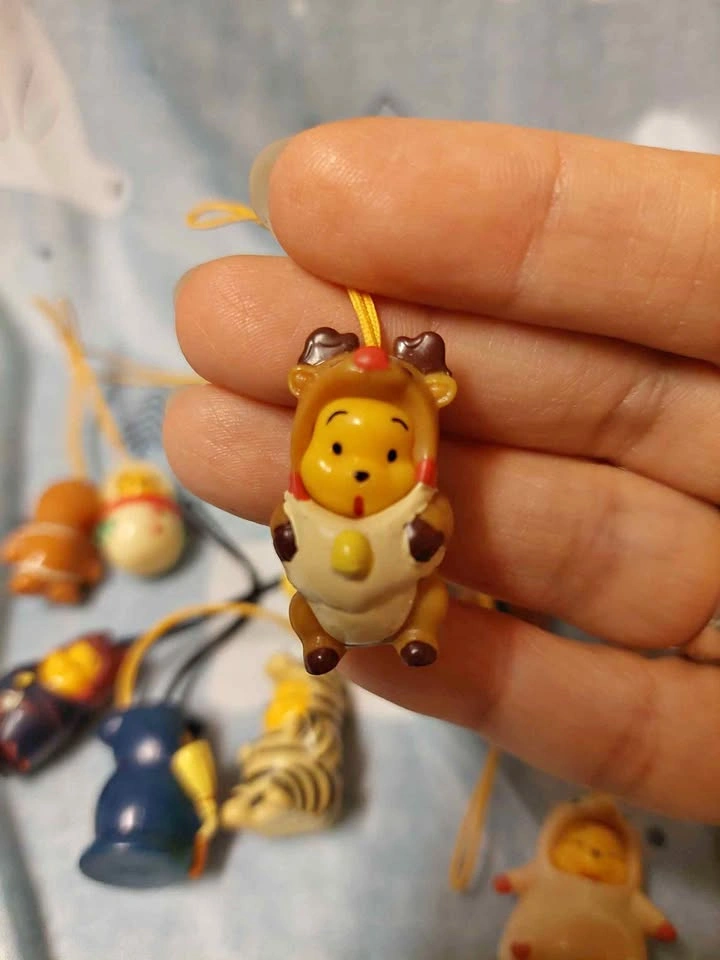 🏈 Vintage Japan Exclusive Peek-a-Pooh - Reindeer Charm!