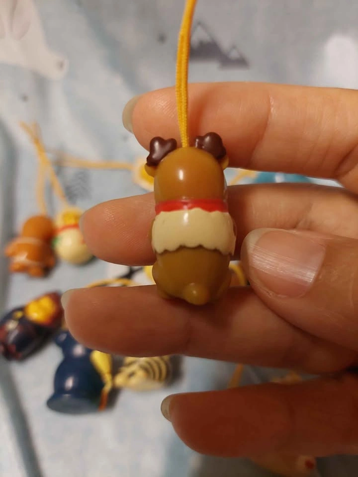 🏈 Vintage Japan Exclusive Peek-a-Pooh - Reindeer Charm! - photo 2