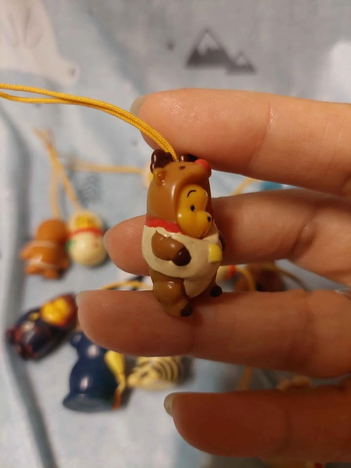 🏈 Vintage Japan Exclusive Peek-a-Pooh - Reindeer Charm! - photo 3