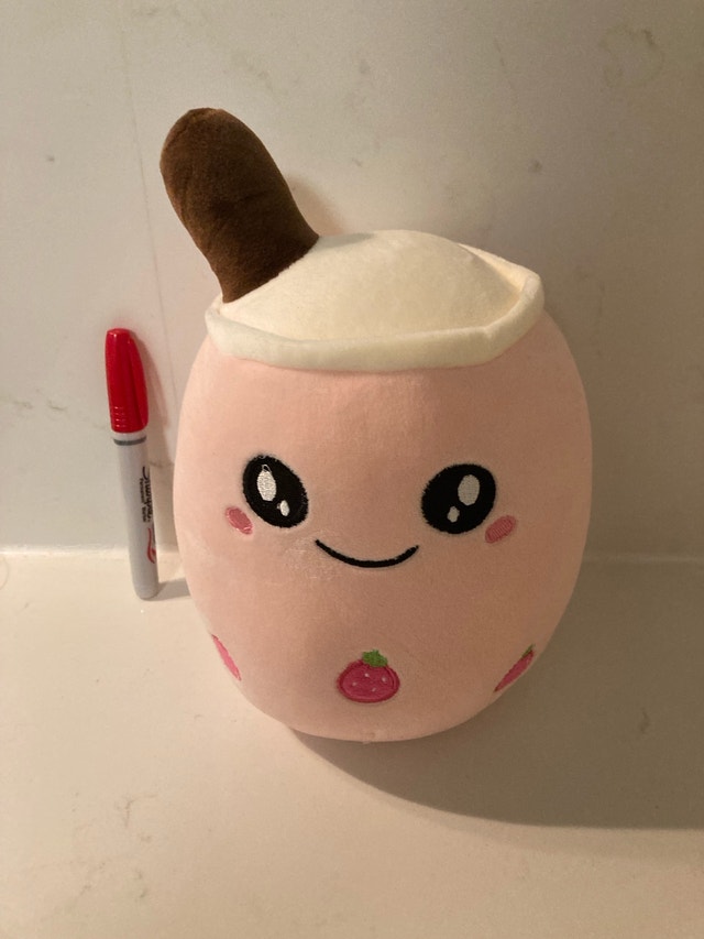 🏈 Strawberry Boba Tea Plush