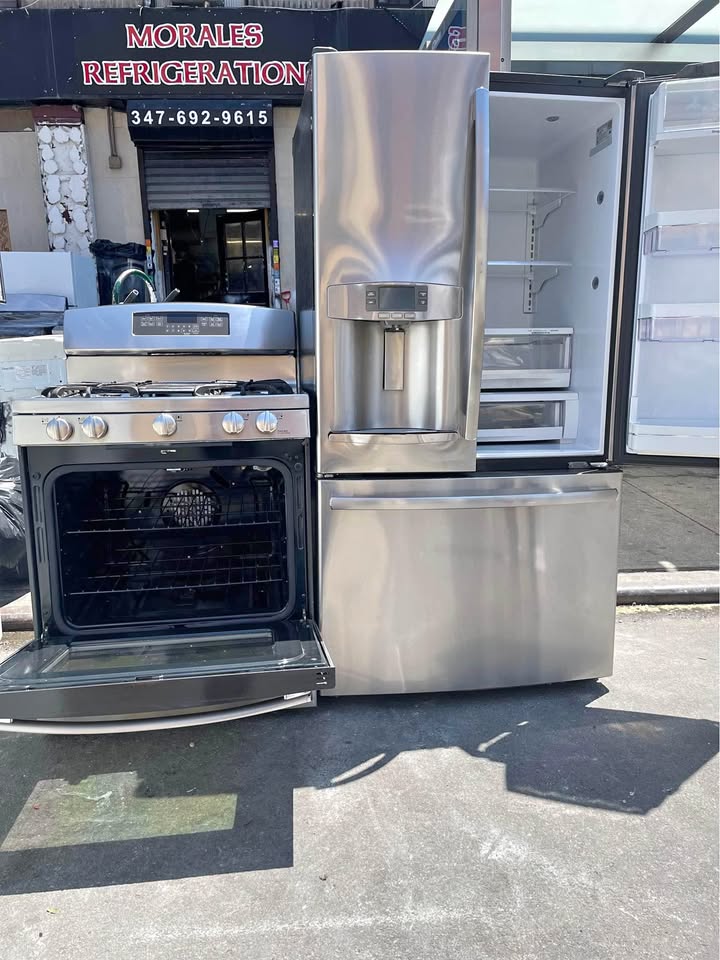Set fridge and stove fridge 36 wide stove 30 wide