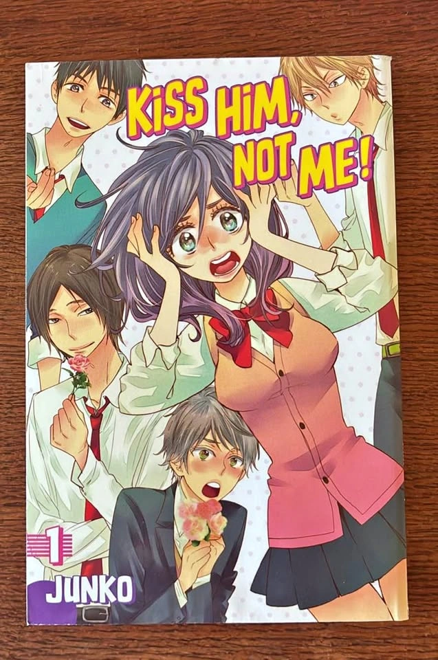manga: kiss him not me volume 1