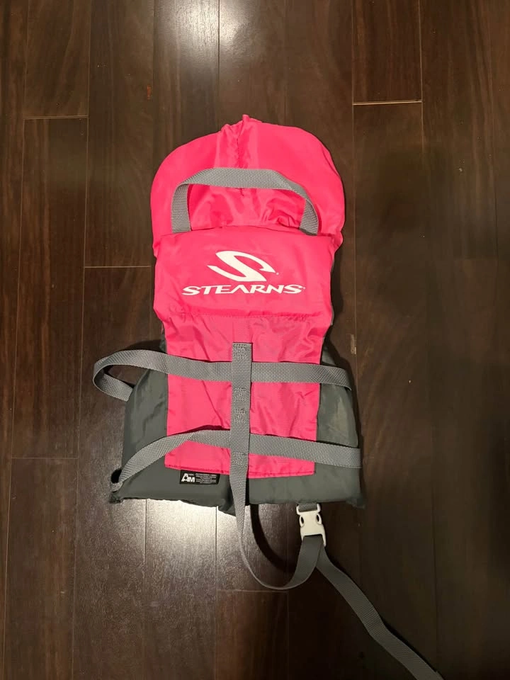 Stearns Child Life Jacket 🏈 - photo 2