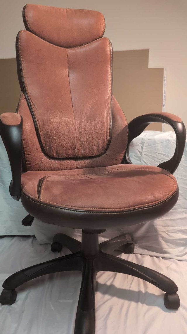 Office chair - free - photo 2