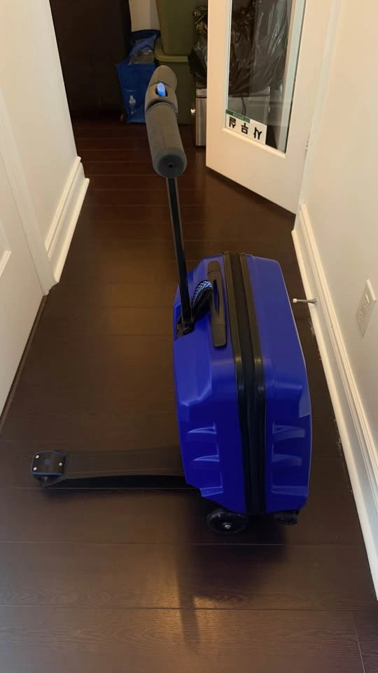 Gently used 2-in-1 Ride-On Scooter Suitcase for Kids, 20” - photo 4