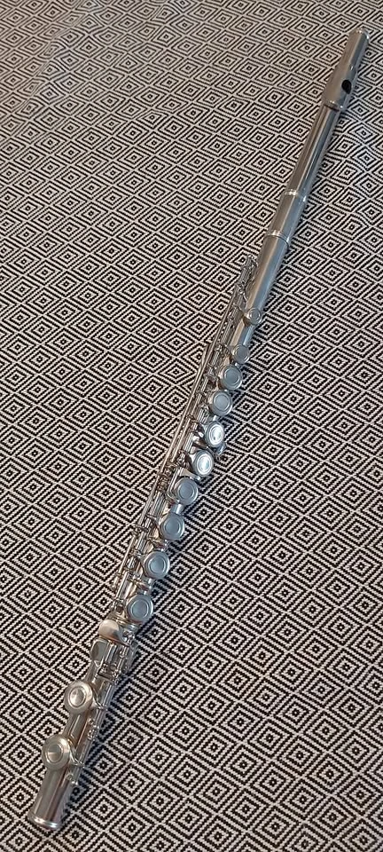 Yamaha YFL-21N Flute - photo 3