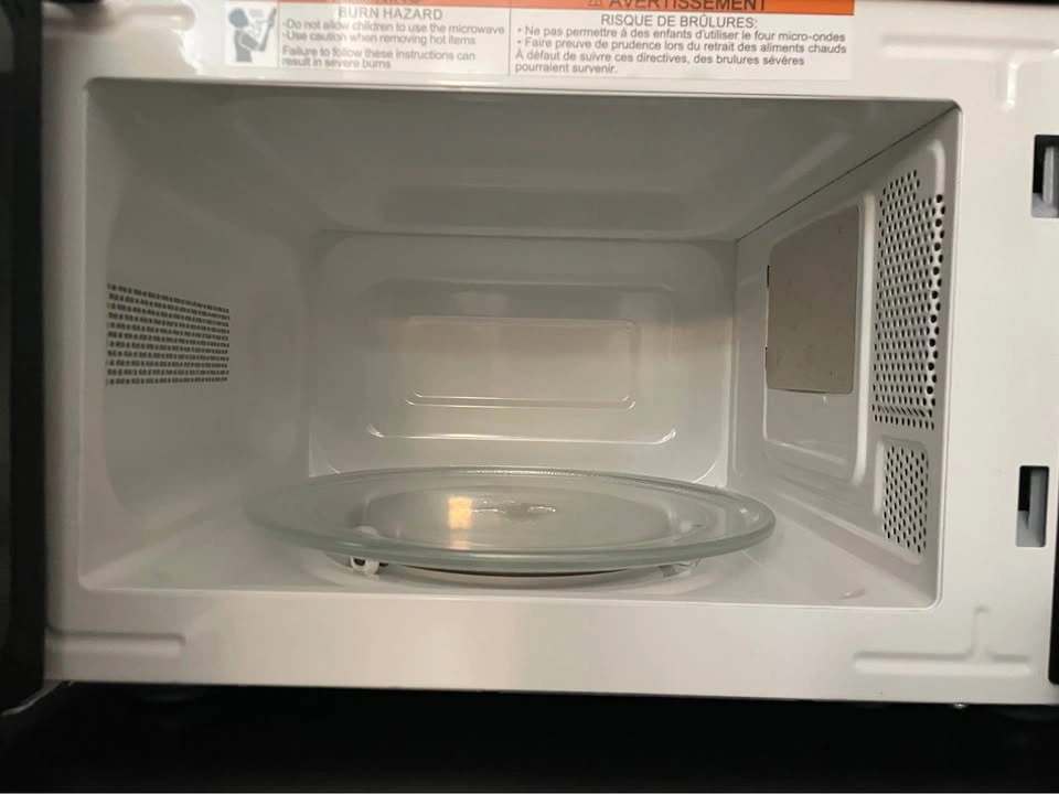 Hamilton Beach Microwave - photo 2