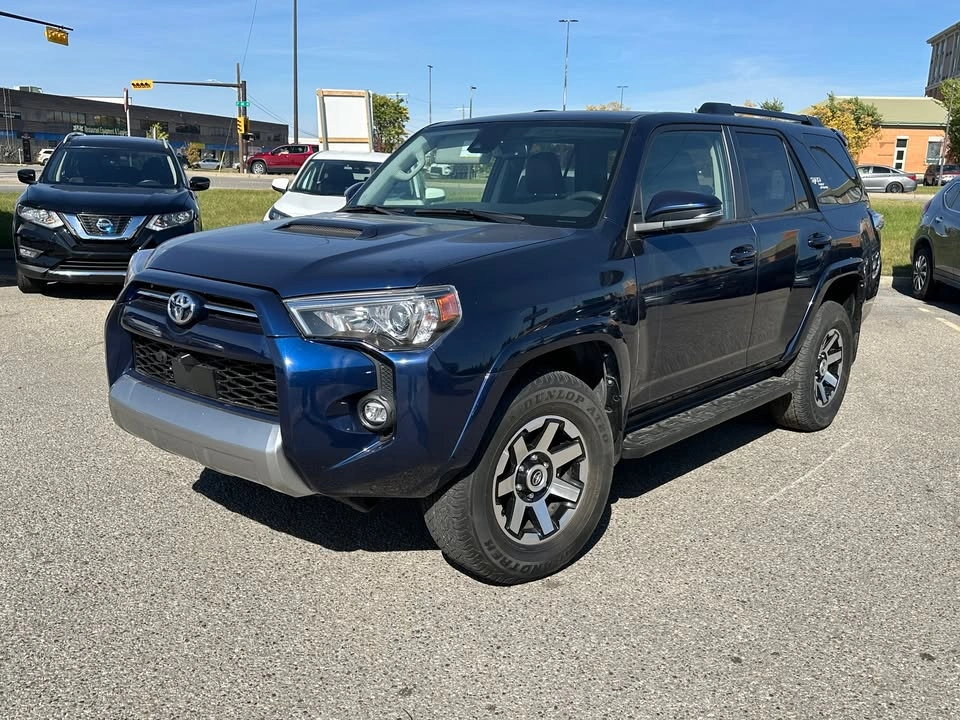 2022 Toyota 4Runner - photo 3