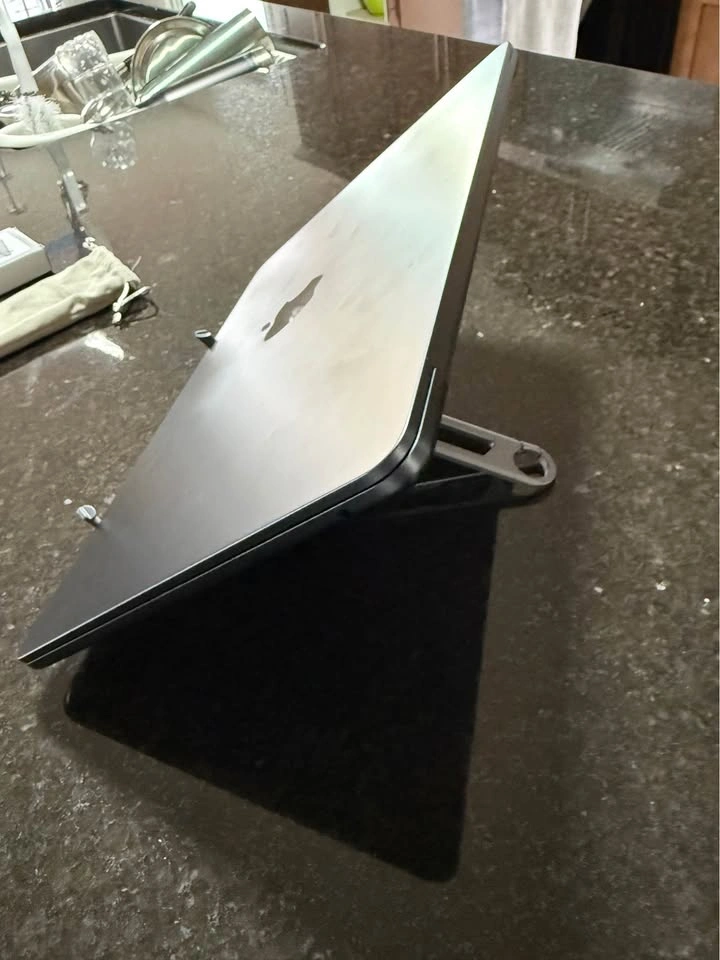 Magnetic Tripod Stand for iPad, iPhone, and Tablets - photo 4
