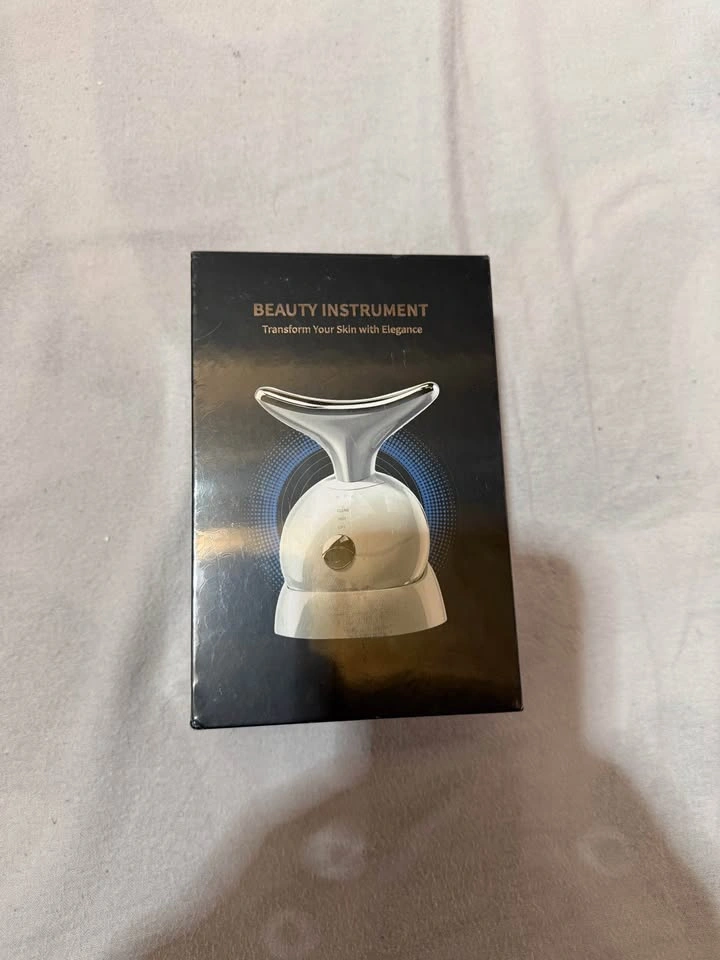 Face and Neck Massager Tool – USB Rechargeable - photo 2