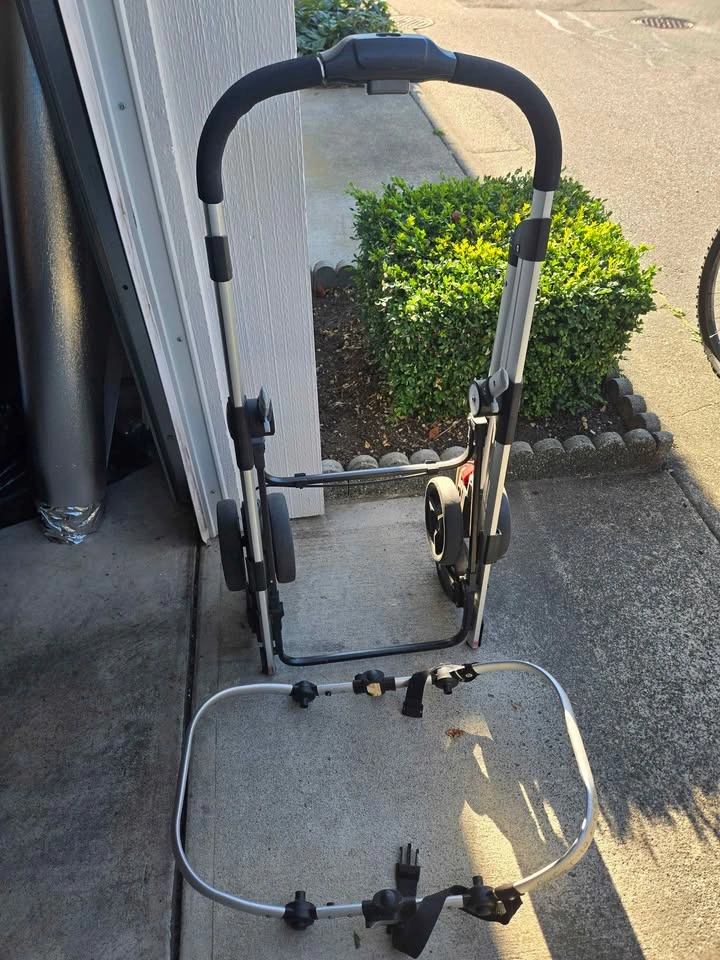 G+Gosi Universal Stroller Frame - photo 3