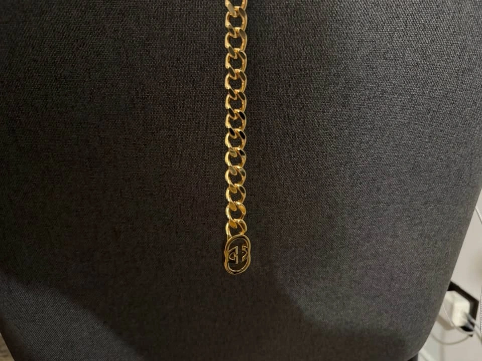 Authentic Gucci Gold-Tone Curb Chain Belt with Interlocking G - photo 2