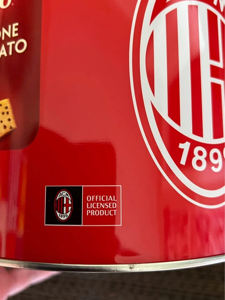 AC Milan 125th Anniversary Collectible Tin - photo 3