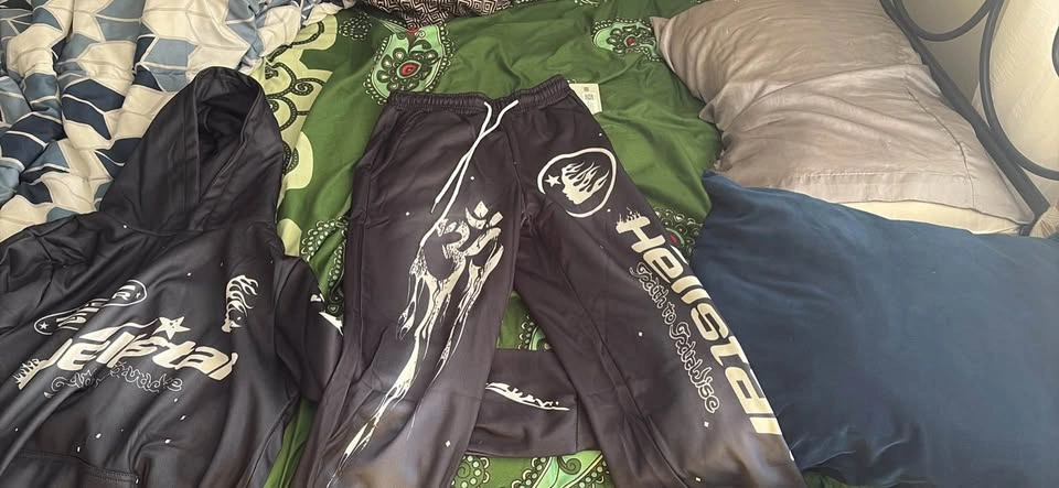 Hillstar tracksuit size medium for men’s - photo 2