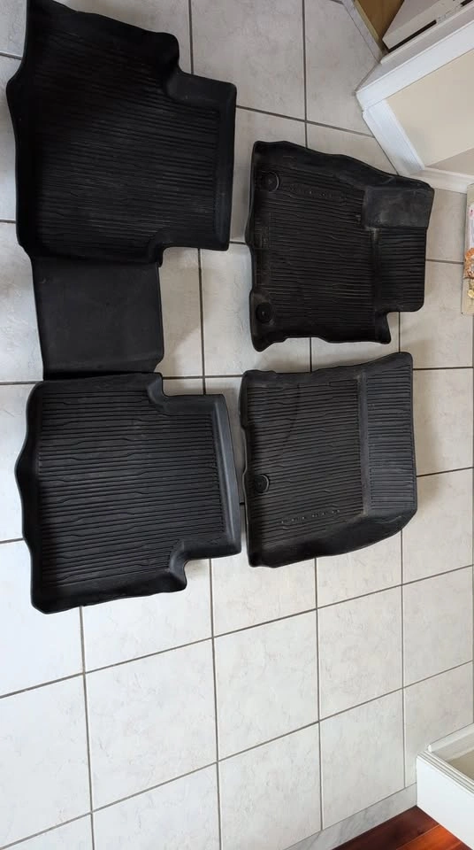 2020 Ford Escape Winter Rubber Floor Mats - photo 2
