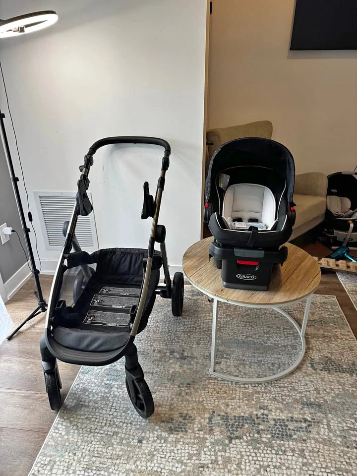 Graco Modes Nest2Grow Stroller Frame + Infant Car Seat & Base