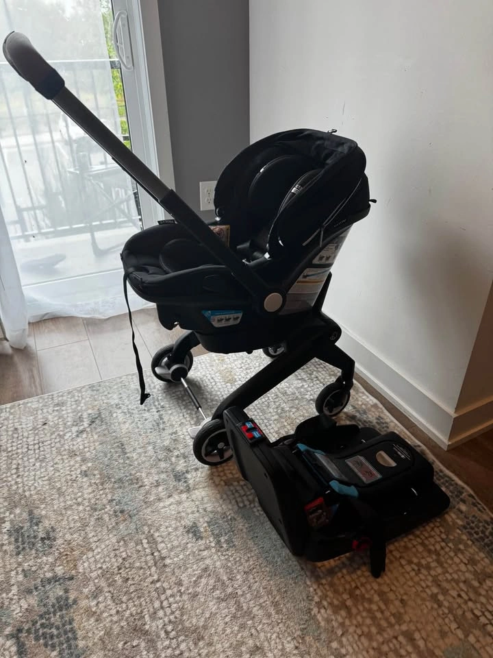 Shyft DualRide Infant Car Seat & Stroller Combo - photo 2