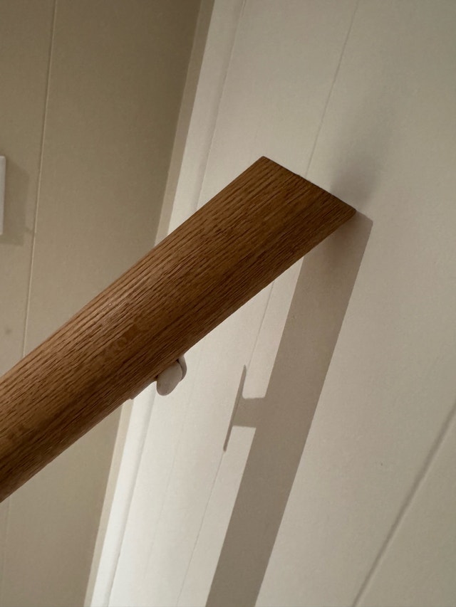 6’ Solid Oak Handrail - photo 3