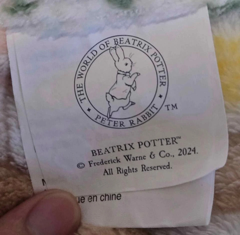 Peter Rabbit Oversized Throw - photo 4