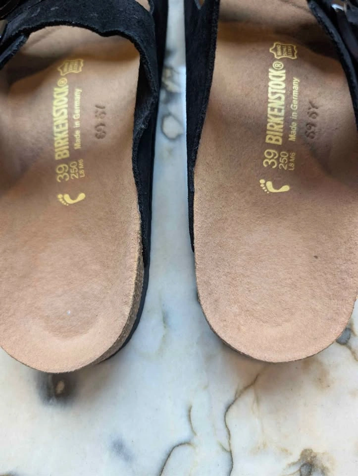 Birkenstock Arizona - Women's Size 6 & 7 - photo 5