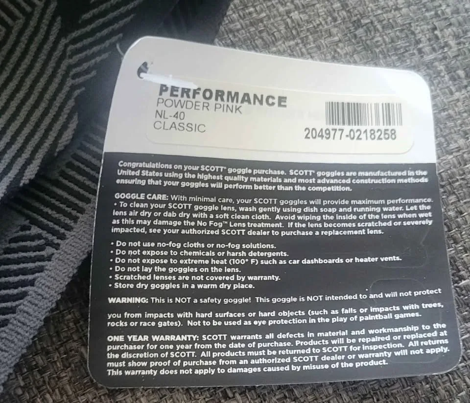 Salomon Ski Boots (Women’s US 9) + Scott Goggles image indicator(8)