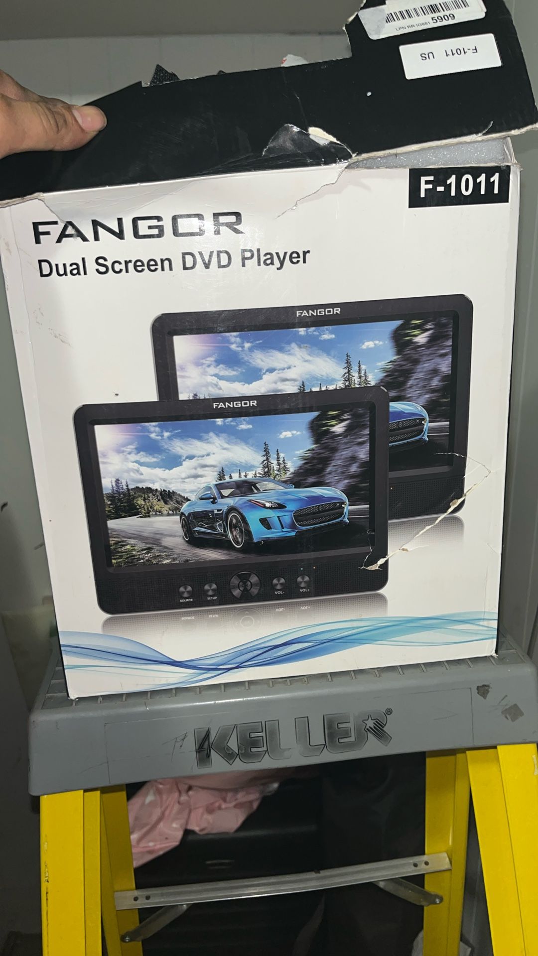 2 DVD Screen