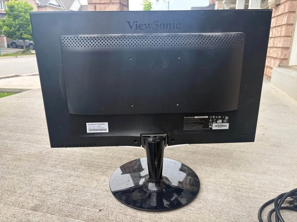 ViewSonic 22 inch LCD Monitor - photo 2