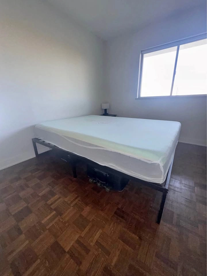 Queen Mattress, Mattress Encasement & Black Metal Bed Frame