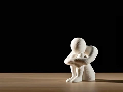 6-Inch NOBody Introspection V2 Figurine – Reflective Home Decor