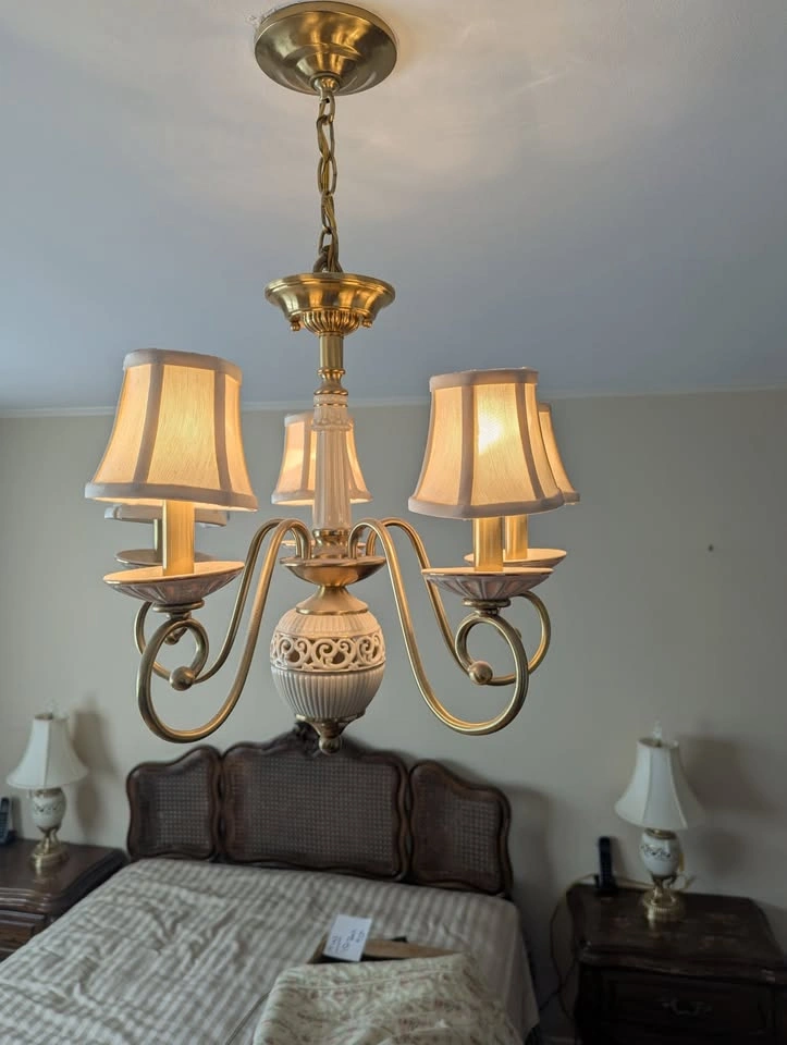 Tracery Collection By Lenox Chandelier Table & Lamp Set - photo 2