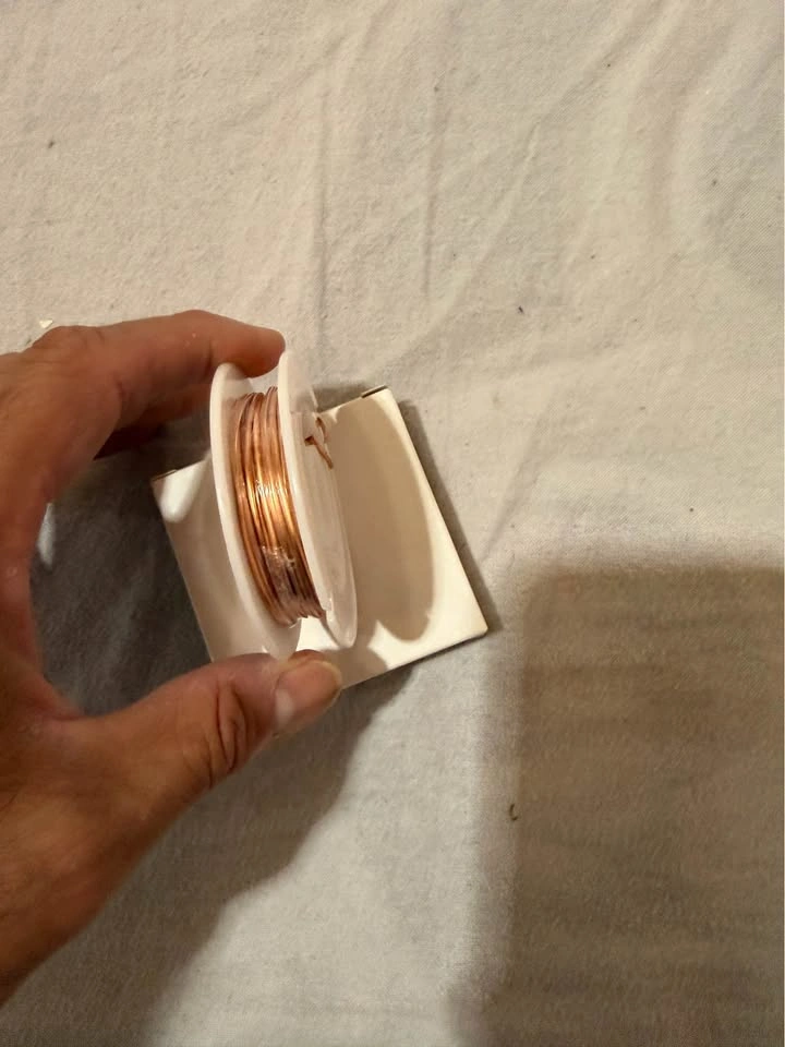 Wacjck 14 Gauge Half Round Copper Wire 1.3 oz 13.5 Ft - photo 3