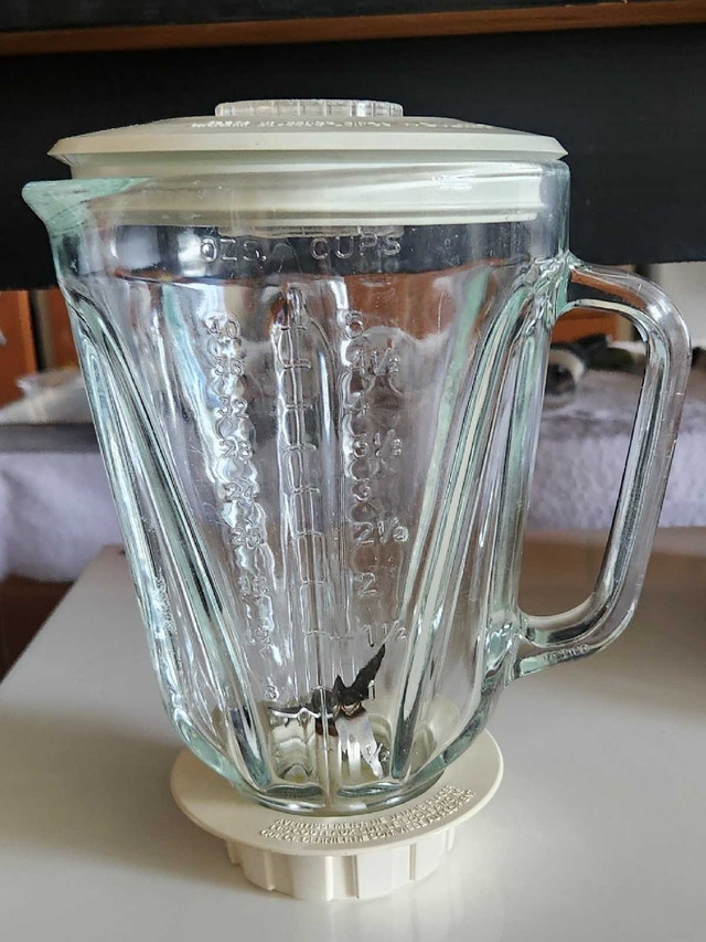 Vintage Oster Osterizer Glass Blender Jar 40oz or 1 litre