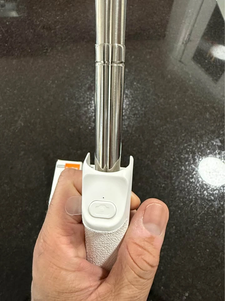 Selfie Stick for Phones, Extended Portable Selfie Stick - photo 4