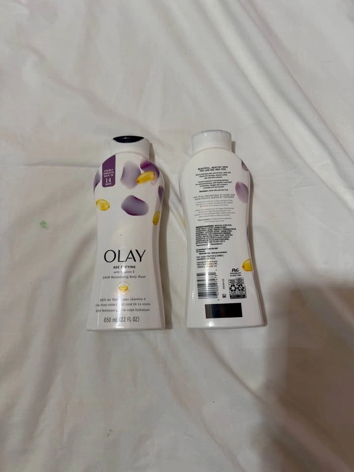 Olay Body Wash - Age Defying With Vitamin E - 2 Pack - photo 3