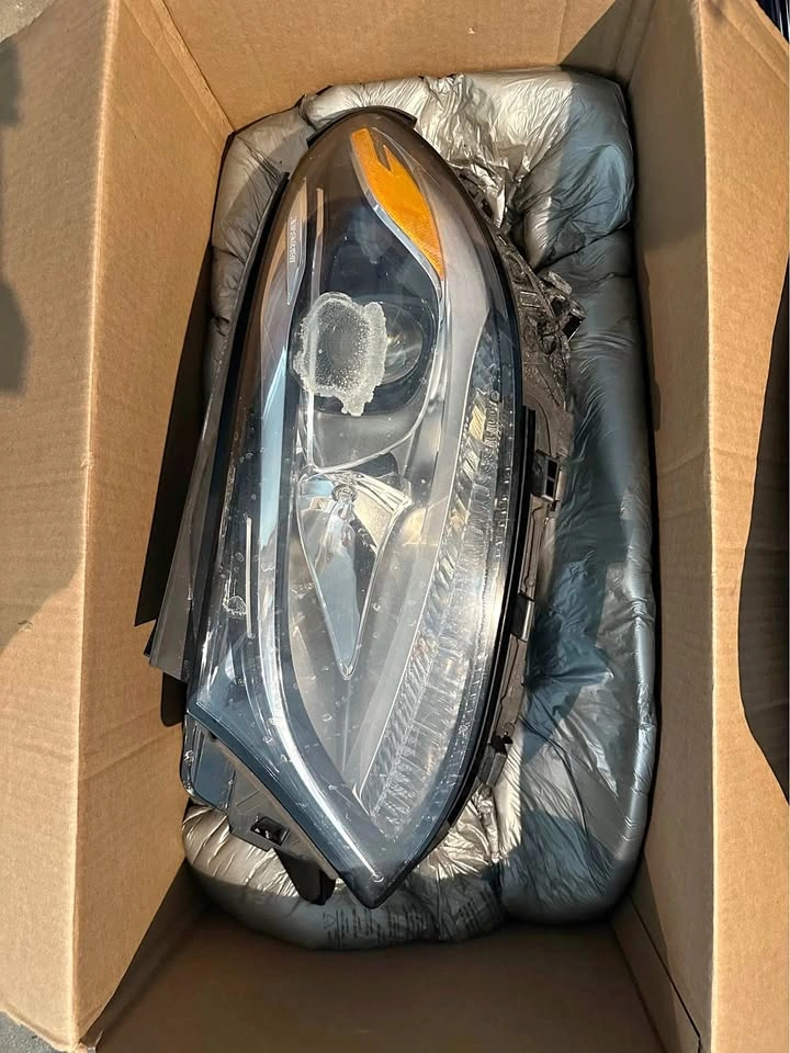 Gle w166 driver side headlight