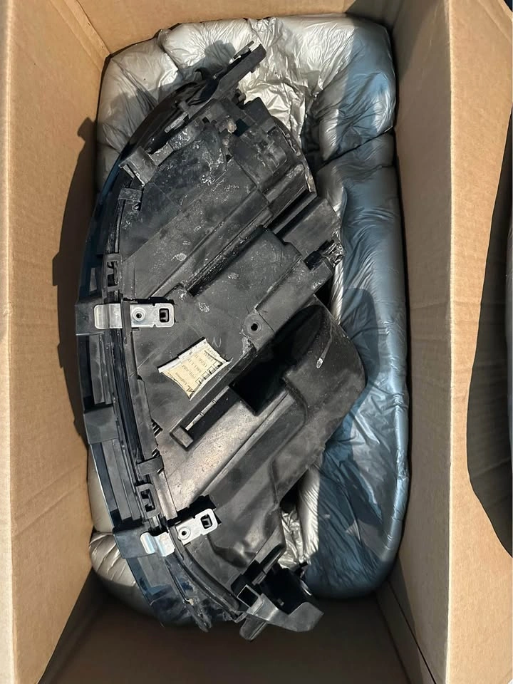 Gle w166 driver side headlight - photo 3