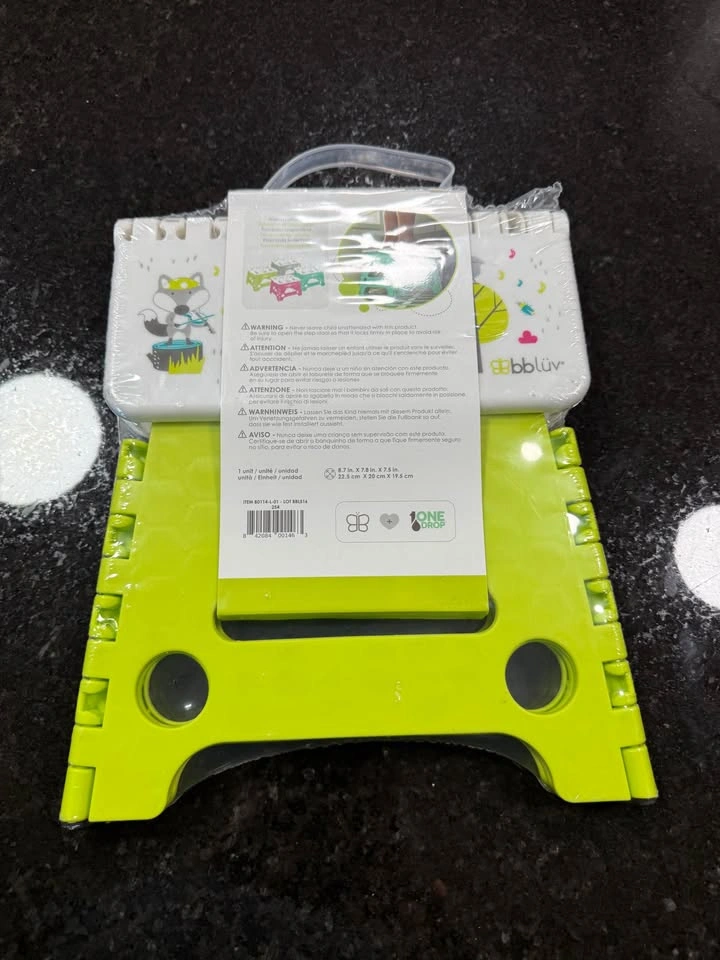 Foldable Step Stool (Lime), Carry Handle, Holds up to 200 lbs - photo 3