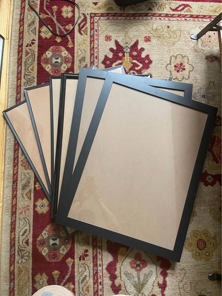 Pack of 11 x Michaels Picture Frames (6x 18x24, 5x 11x17) - photo 2