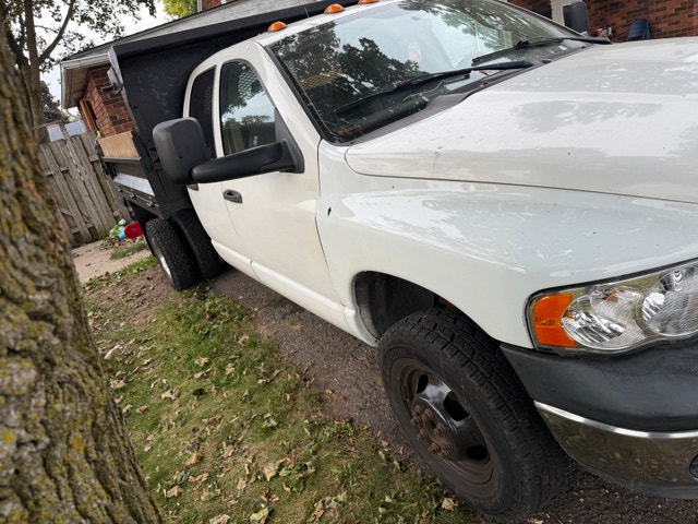 2004 3500 Dodge 4x4 - photo 3