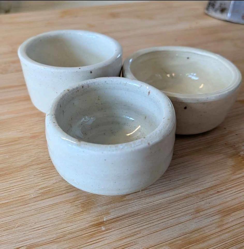 3 handmade ceramic stacking bowls - photo 2