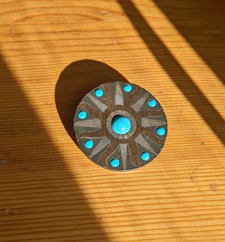 Wooden silver pendant and brooch