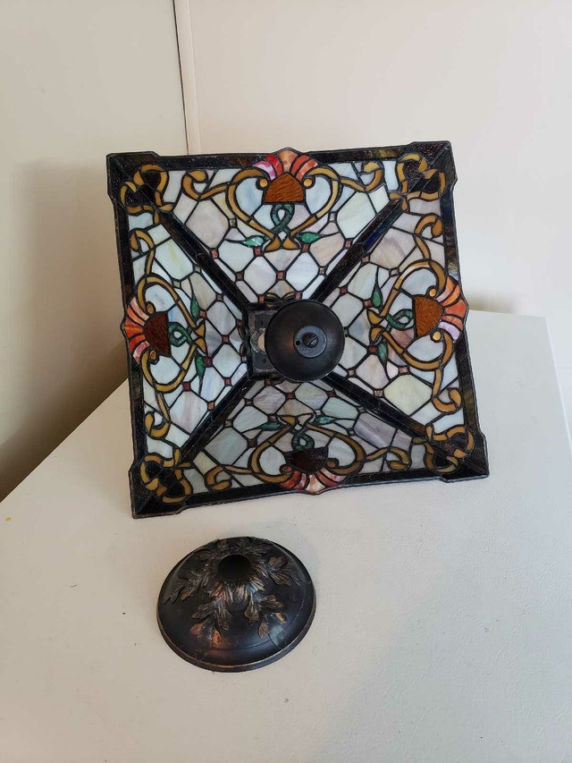 Tiffany Style Stained Glass Ceiling Light - photo 2